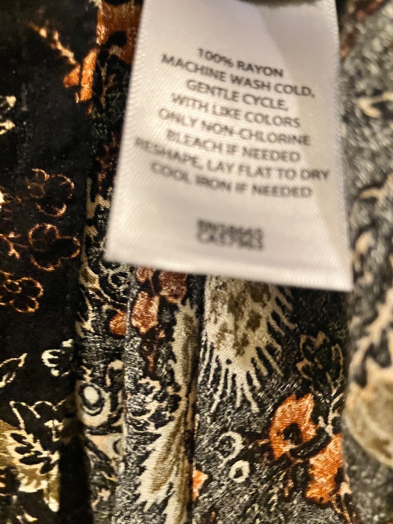 Nordstrom Treasure & Bond Black Blouse With Cream And Brown Floral Print — image 6 of 8